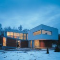 1322229746_05-night-view-1-broken-house 1322229746_05-night-view-1-broken-house