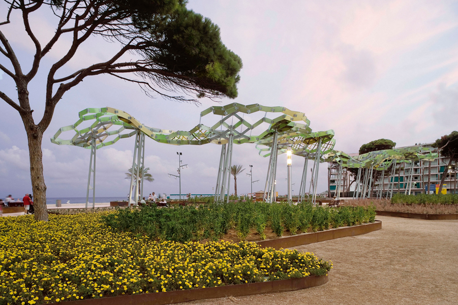 “Pinar de Perruquet” Park / Arteks Arquitectura