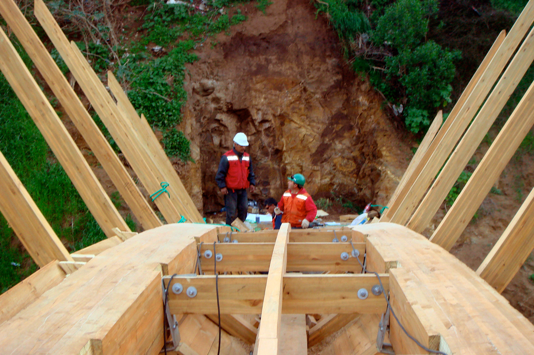 669100237_02-enrique-browne-arquitecto-puente-zapallar construction process