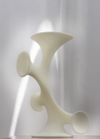 75422772_model-customs-house concept image