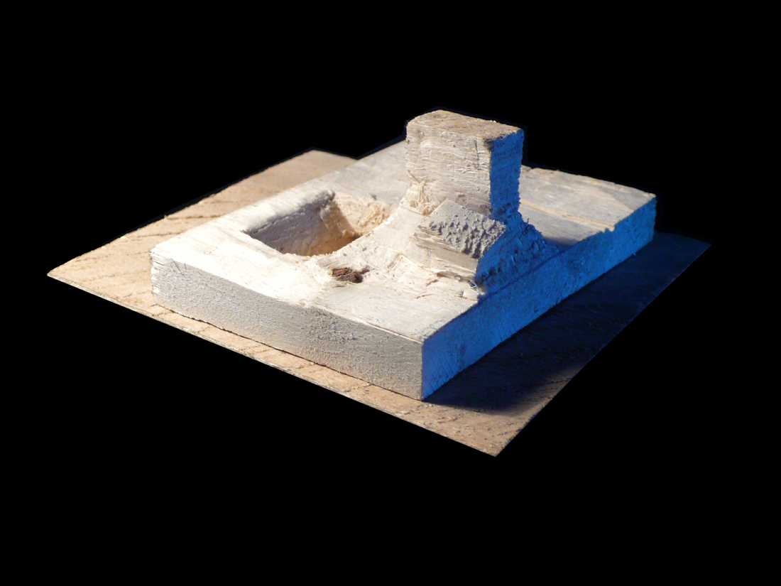 952846562_model-1-copy model