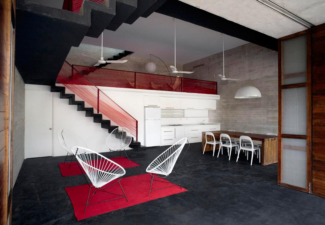 TDA House / Cadaval & Solà-Morales