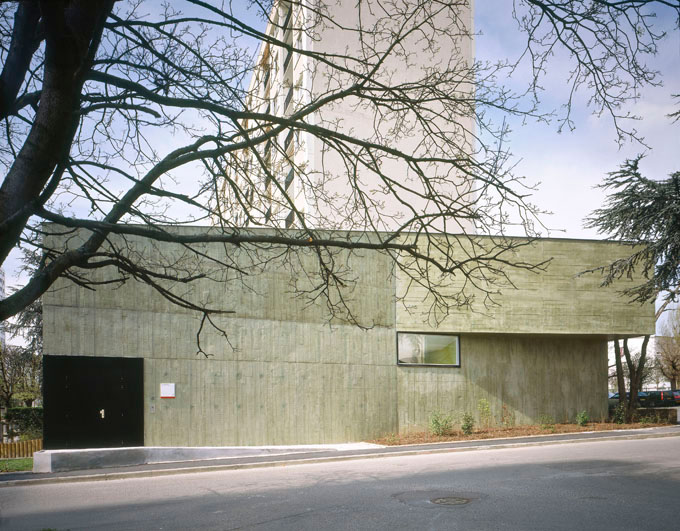 Children’s toy Library / LAN Architecture