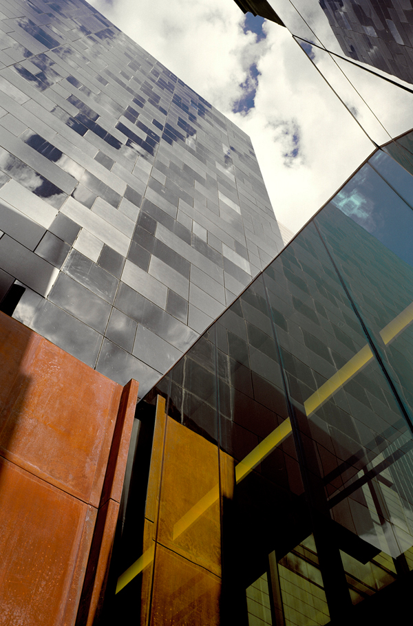 New Pavilion for the McGill University Schulich School of Music / Saucier + Perrotte architectes