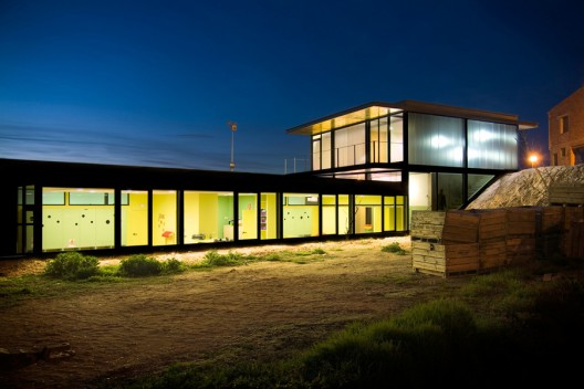 47649473_outside-night-view