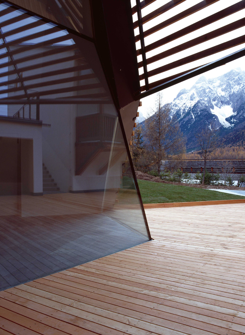 Hotel Strata / PLASMA Studio