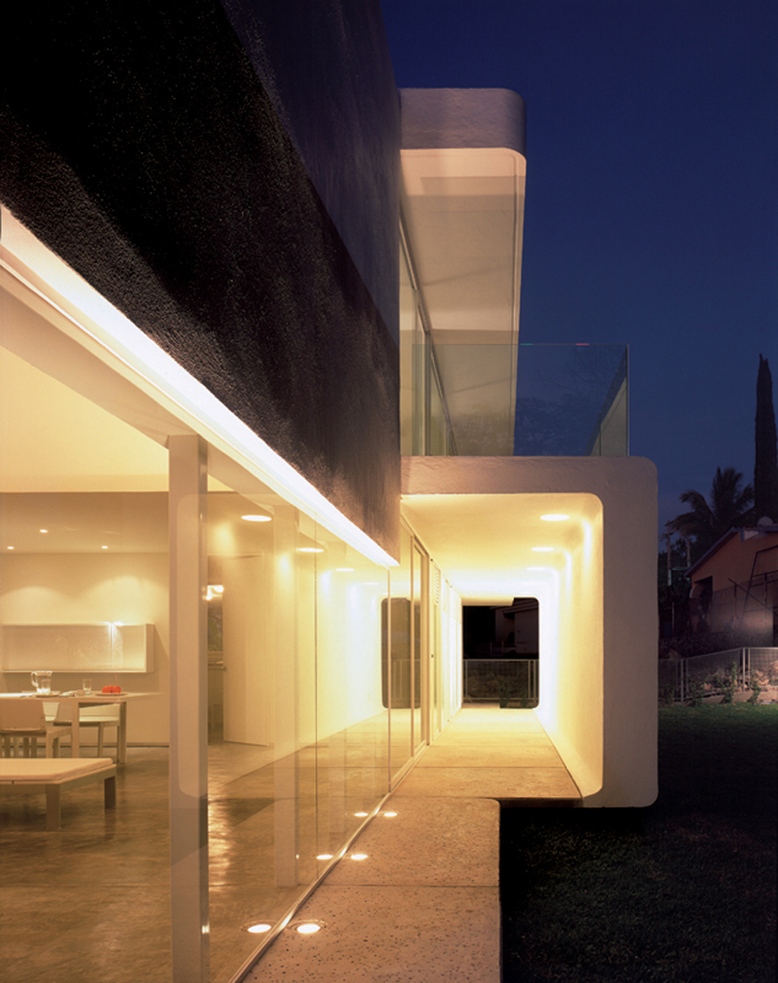 656105701_casa-suntro-9 656105701_casa-suntro-9