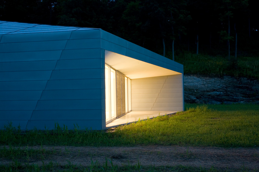 938722755_mos-wintersstudio7 938722755_mos-wintersstudio7