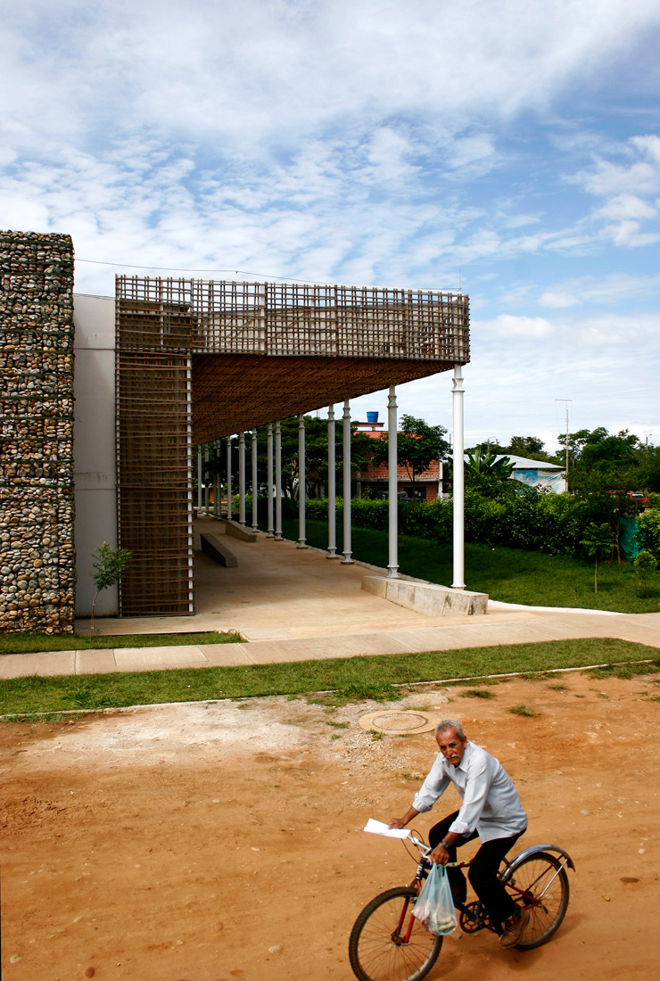 1235299442_selbibvillan02-rt8 1235299442_selbibvillan02-rt8