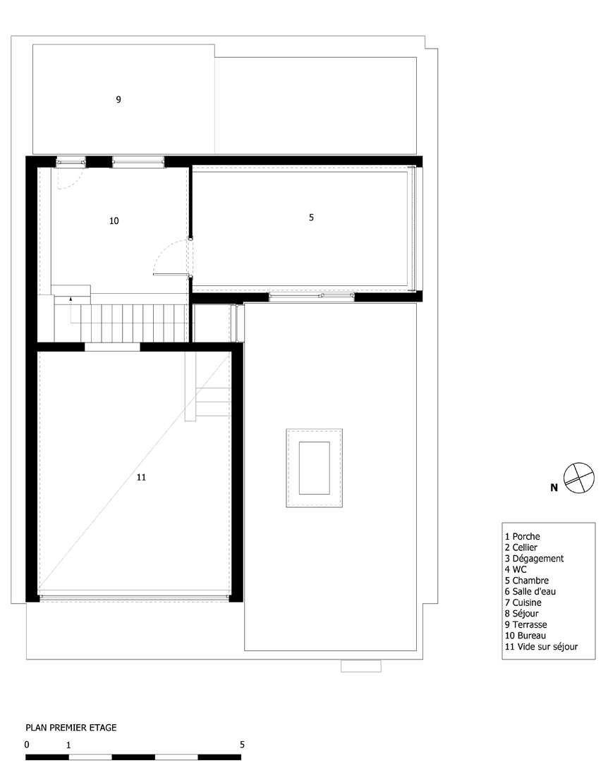 1397405414_-users-imacg5-desktop-envois-magazines-archdaily-bqa-maison-breuillot-br-planr1 second floor plan