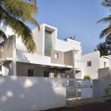 Residence at Punkunnam / LIJO RENY architects