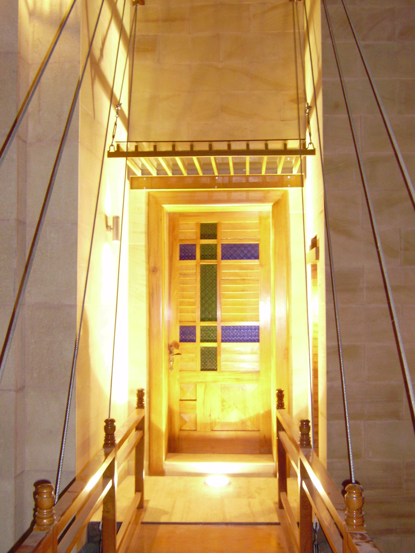 E7-2 House / Montage DESIGNBUILD