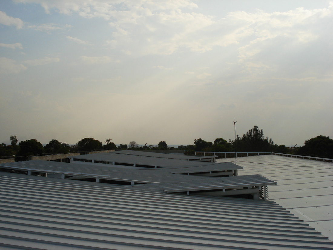 163594878_roof-indirect-illumination-and-ventilation 163594878_roof-indirect-illumination-and-ventilation