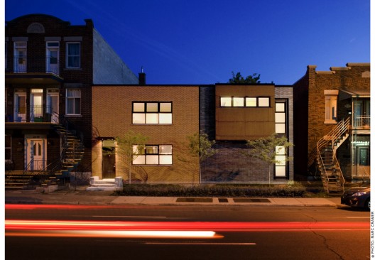 U house / NDA
