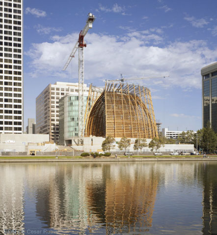 Construction process of the The Cathedral of Christ the Light / SOM