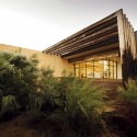 Pinnacles Interpretive Centre / Woodhead