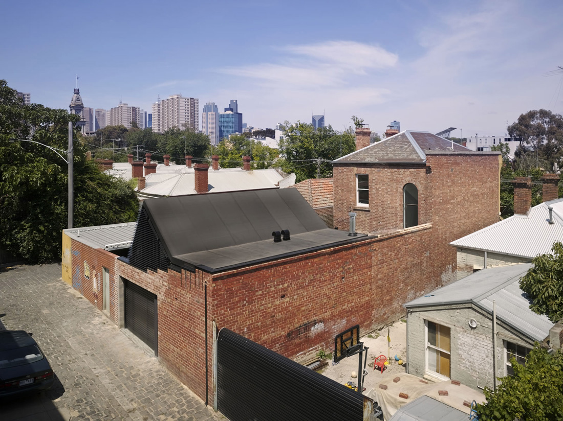 Vader house / Andrew Maynard Architects