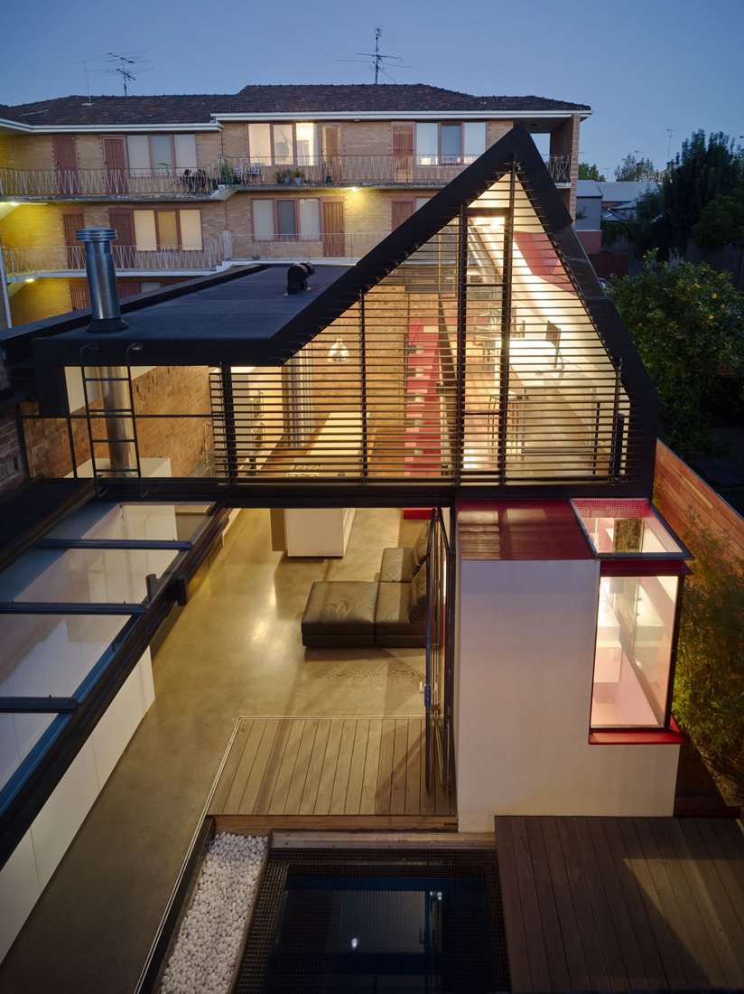 Vader house / Andrew Maynard Architects