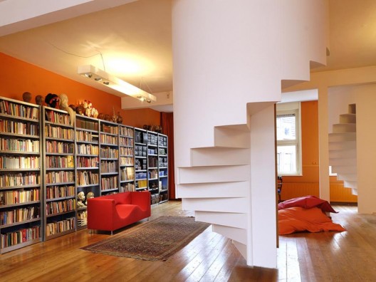 LIVING ROOM INTERIOR