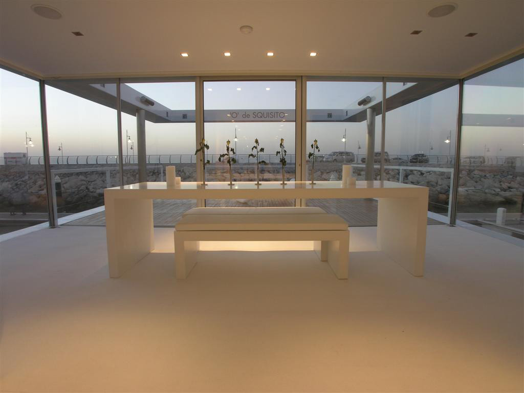 Houseboat / X-Architects