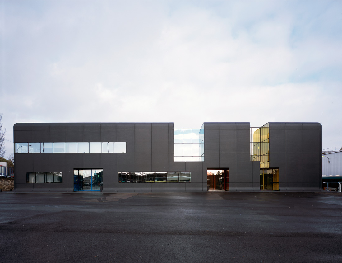 RATP Bus Center in Thiais / ECDM