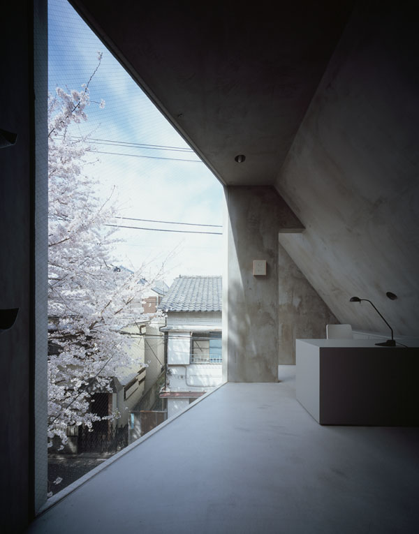 63.02° / Jo Nagasaka + Schemata