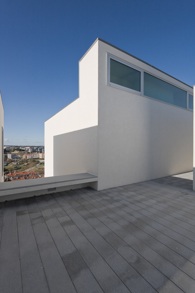 House in Pousos / Ricardo Bak Gordon