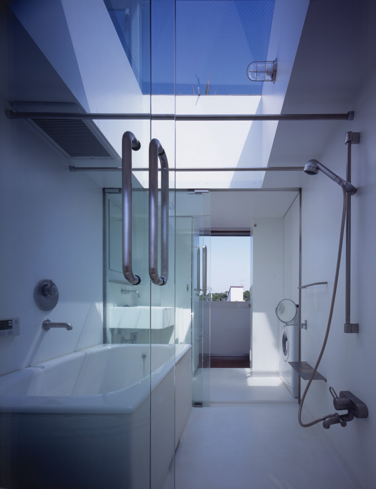 Wall less house / Tezuka Architects