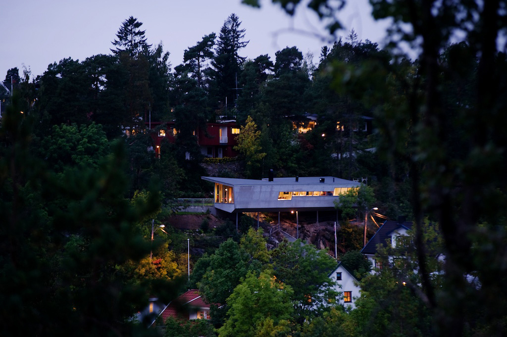 Edge House / JVA