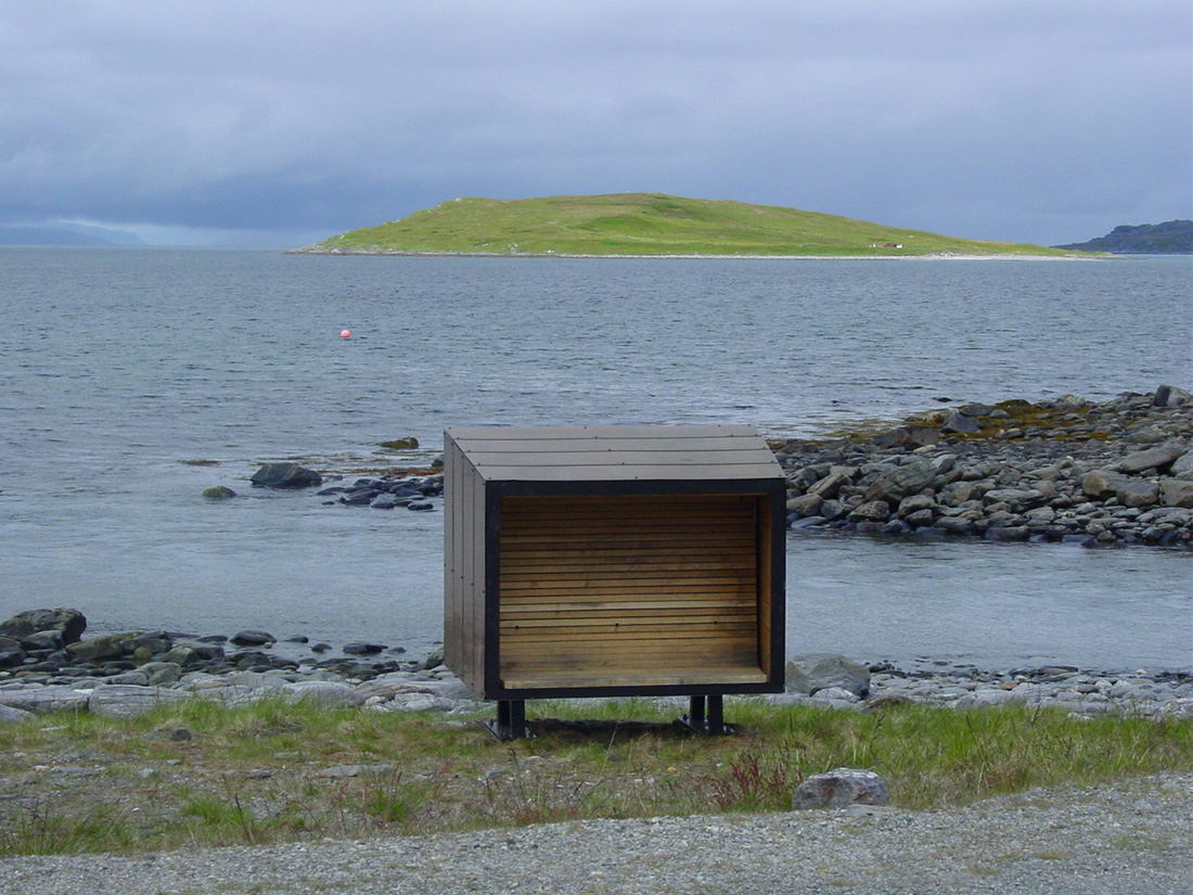 Snefjord Road stop / Pushak