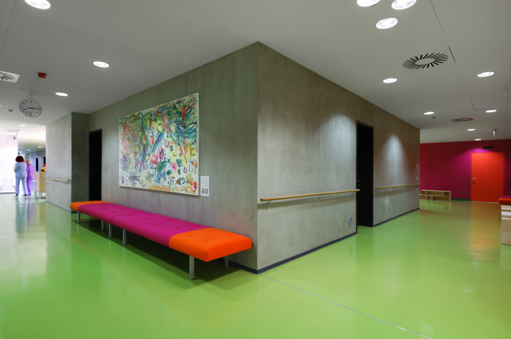 Children’s department and Work therapy / dans arhitekti