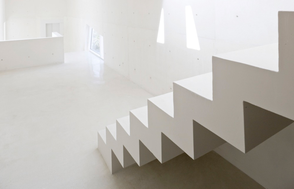 Esplanada Studio / Tatiana Bilbao & at103