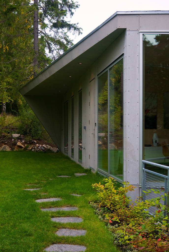 Edge House / JVA