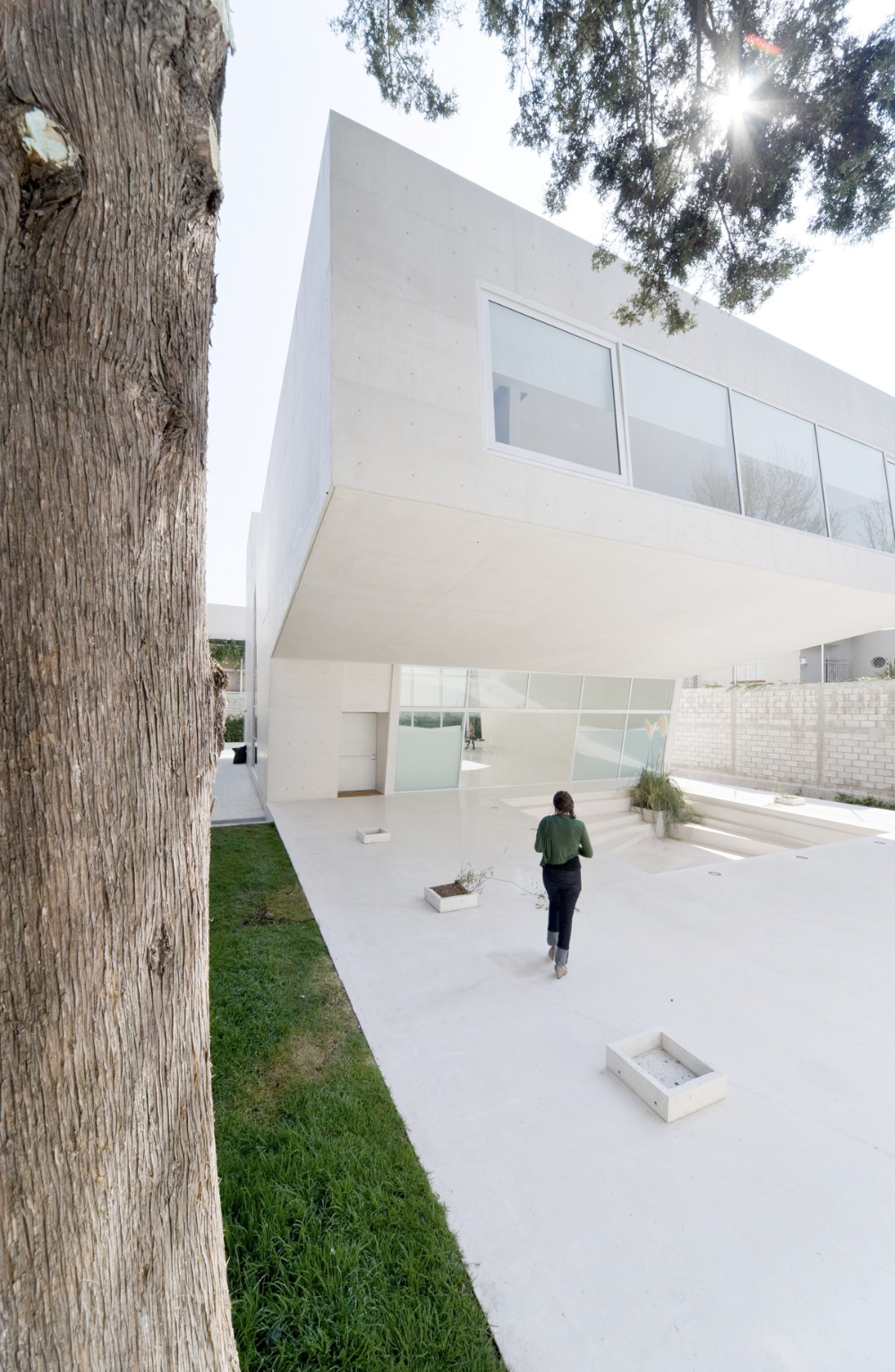 Esplanada Studio / Tatiana Bilbao & at103