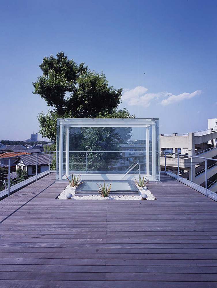 Wall less house / Tezuka Architects