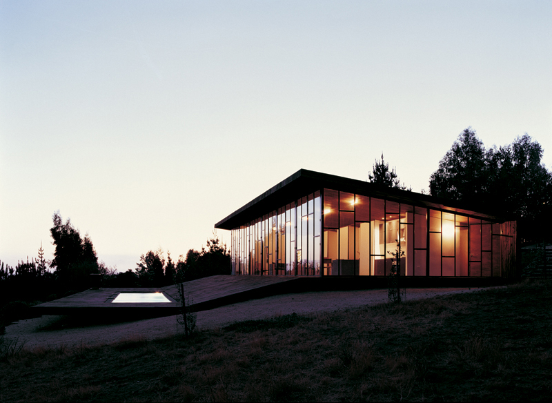 Deck House / Assadi + Pulido