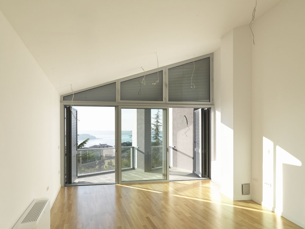 Villa Beli Kriz / SADAR + VUGA