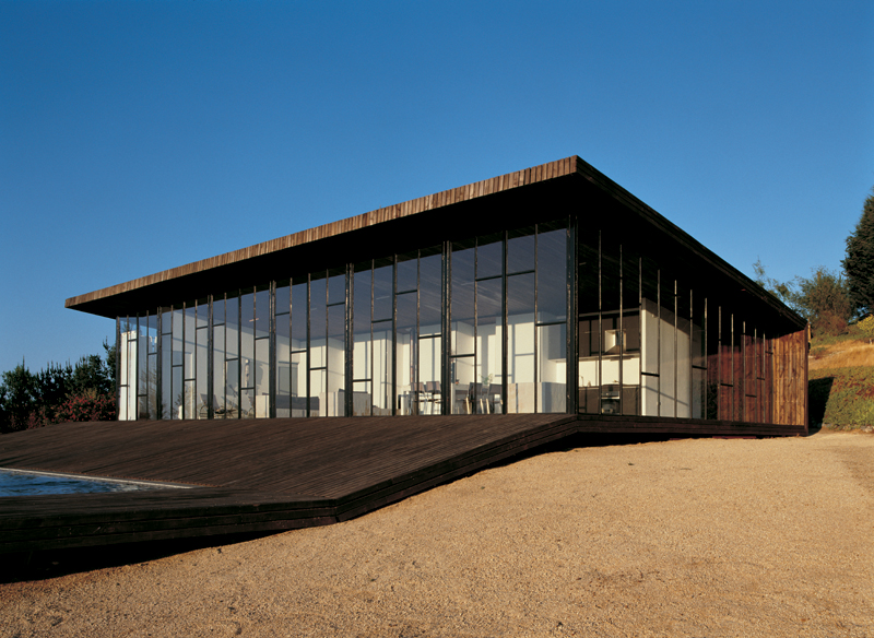 Deck House / Assadi + Pulido