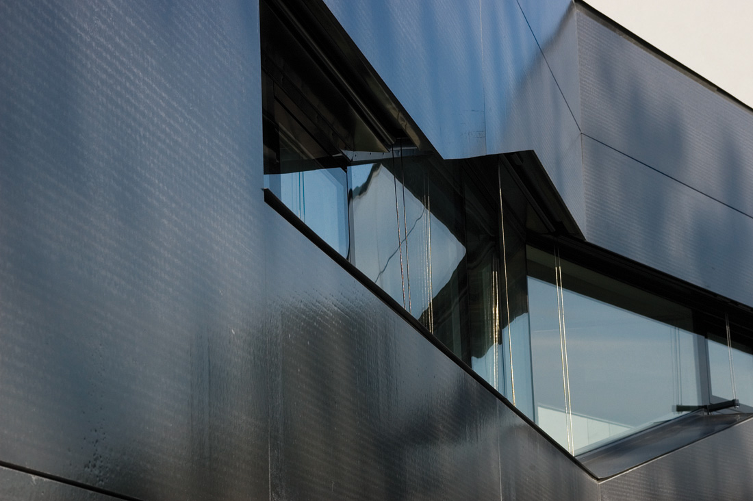 Black Beauty / x Architekten