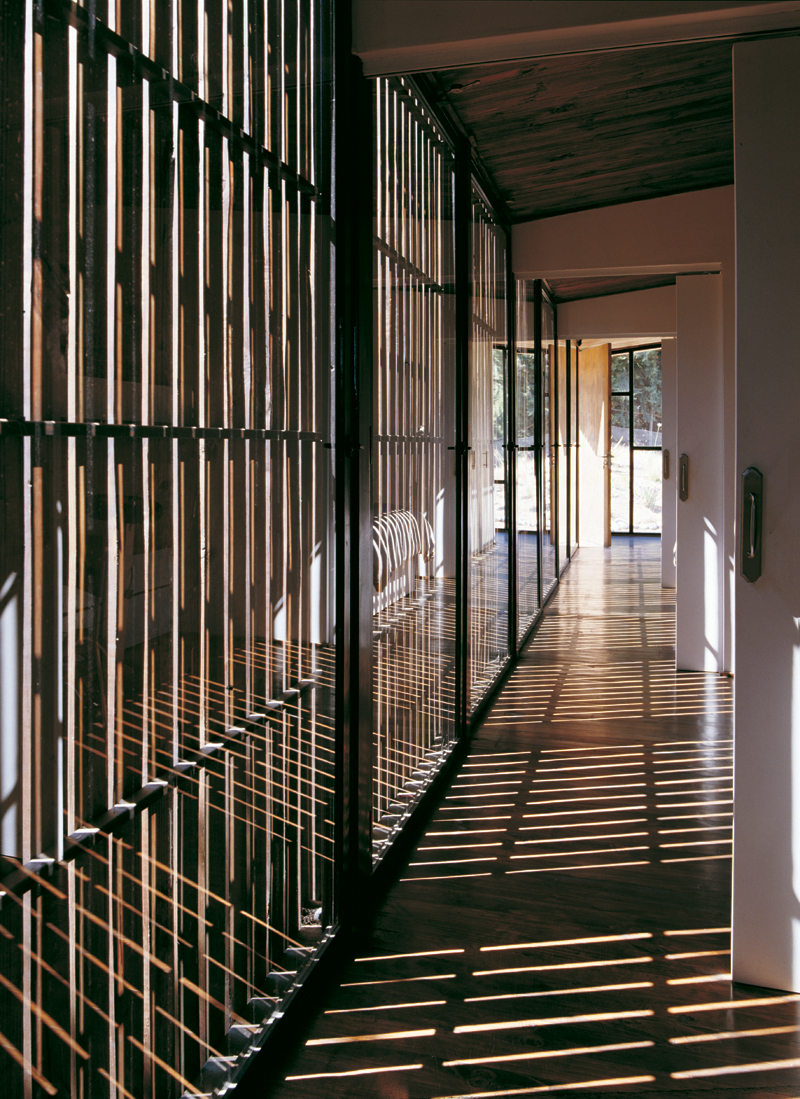Deck House / Assadi + Pulido