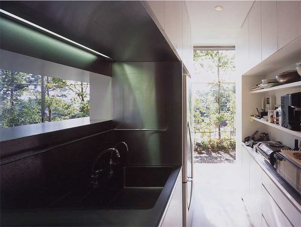 Wall less house / Tezuka Architects