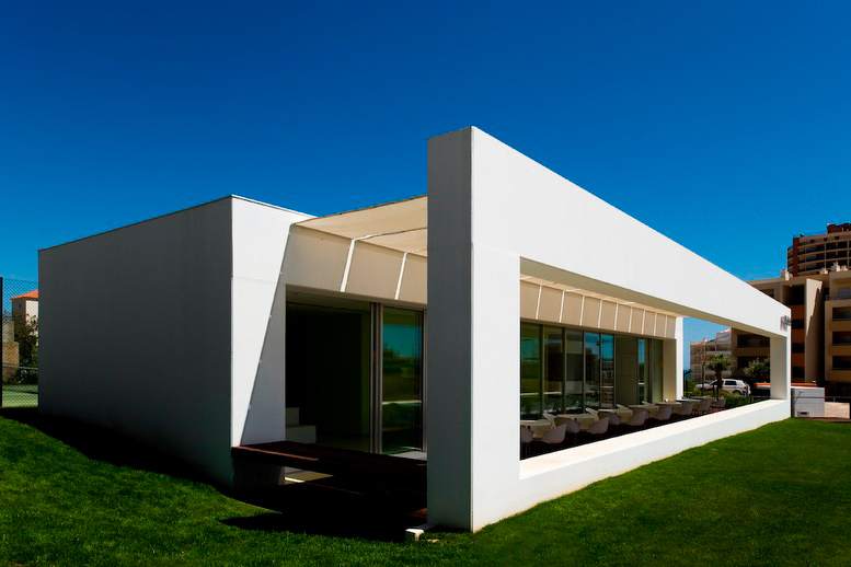 Ginkgo Lounge / Tiago Rosado