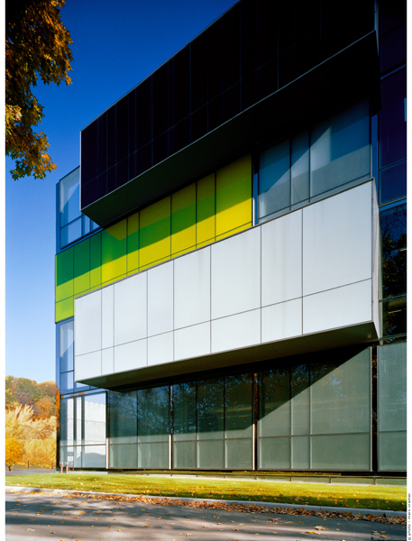 CCT Building / Saucier + Perrotte architectes