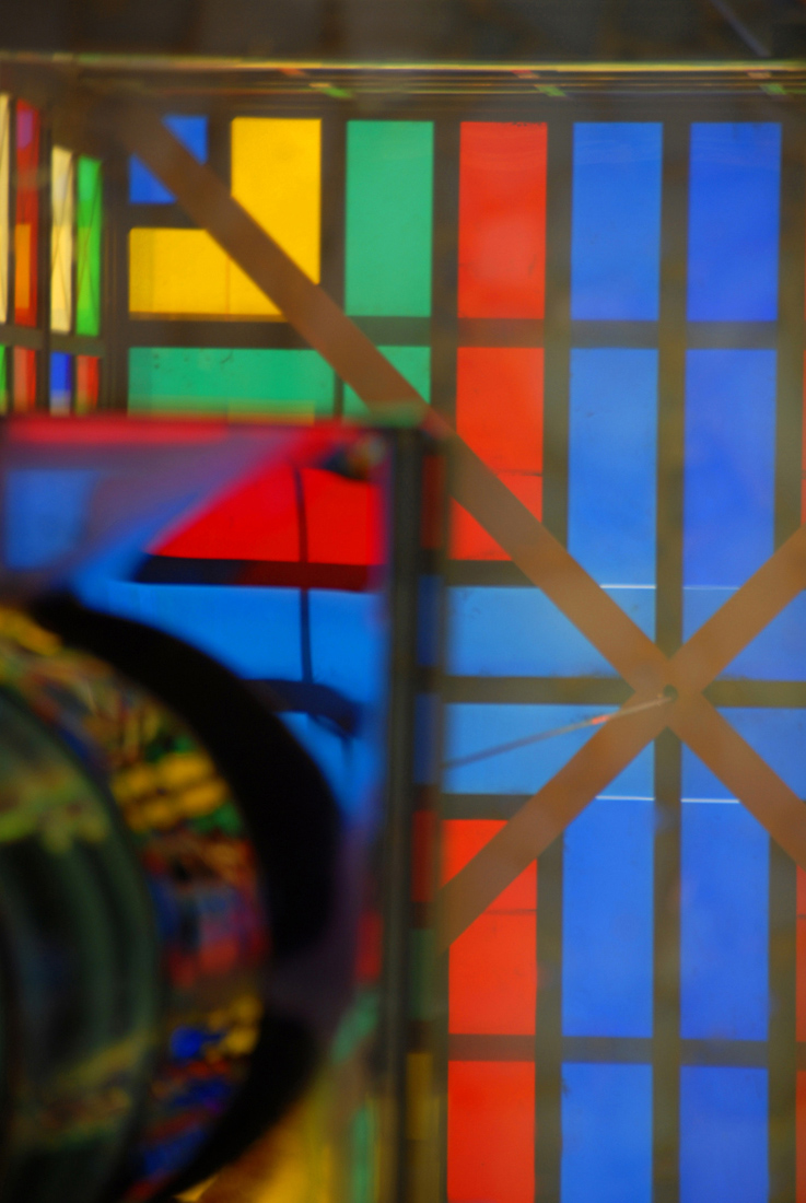 1304883024_reflection-of-ceiling-color-in-the-water 1304883024_reflection-of-ceiling-color-in-the-water