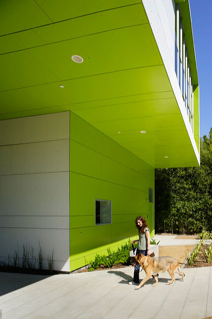 146367364_loha-ha-lawrence-anderson-detail-entry-facingnorth 146367364_loha-ha-lawrence-anderson-detail-entry-facingnorth