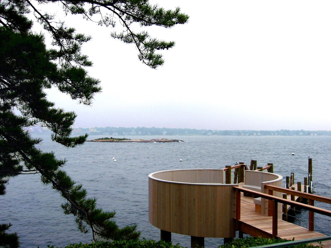 155661558_dining-dock 155661558_dining-dock