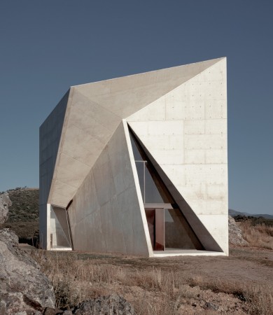 1744179462_exterior-chapel-2 1744179462_exterior-chapel-2