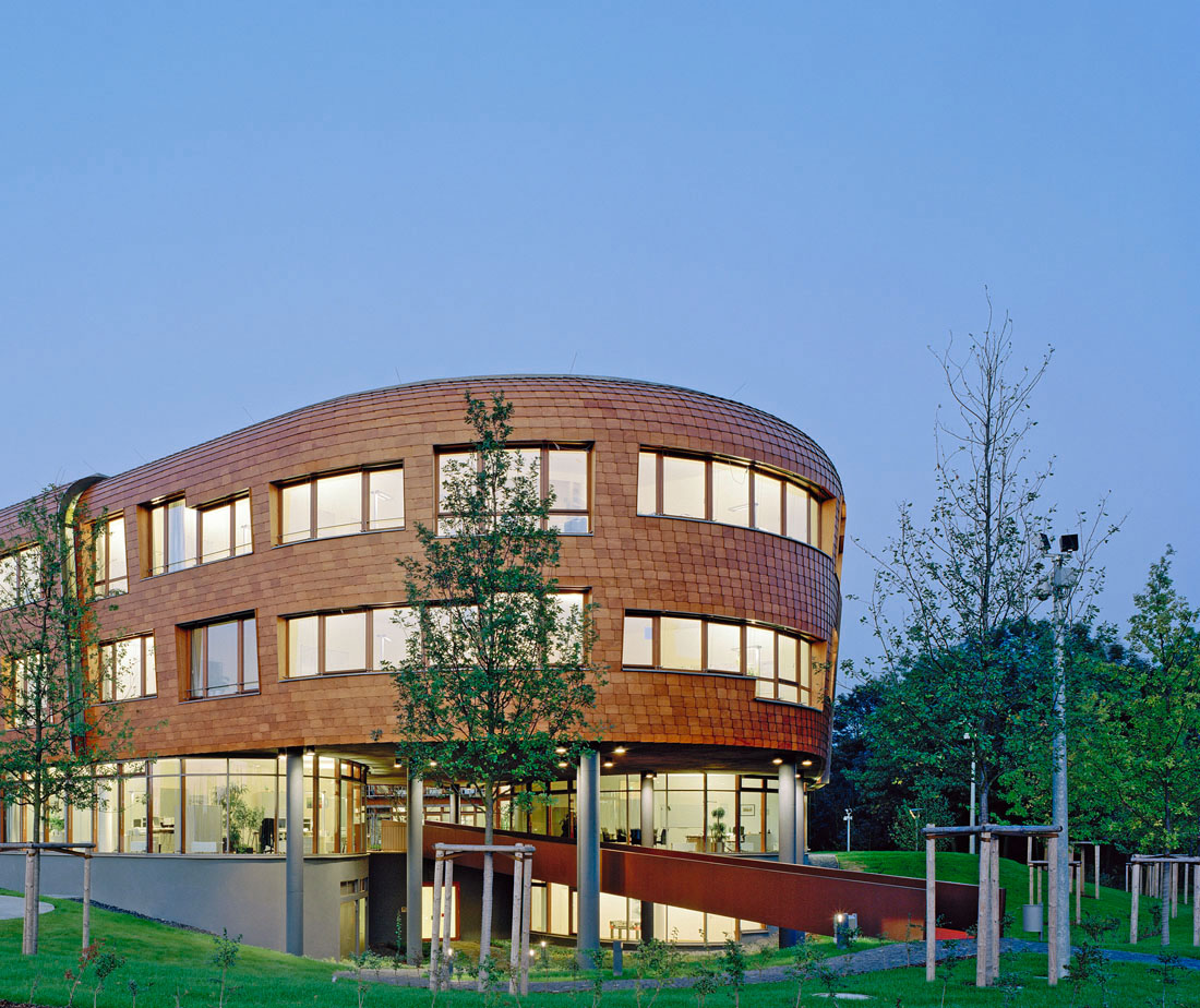 Design Development Center / tec Design Studio