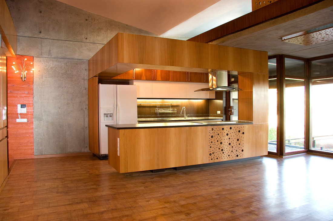 Villa For a friend / Razan text&context Architects