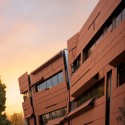 Cahill Center for Astronomy and Astrophysics / Morphosis Architects